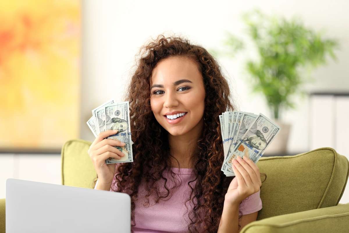 Top 5 Ways to Make Extra Cash From Home | The Enterprise World