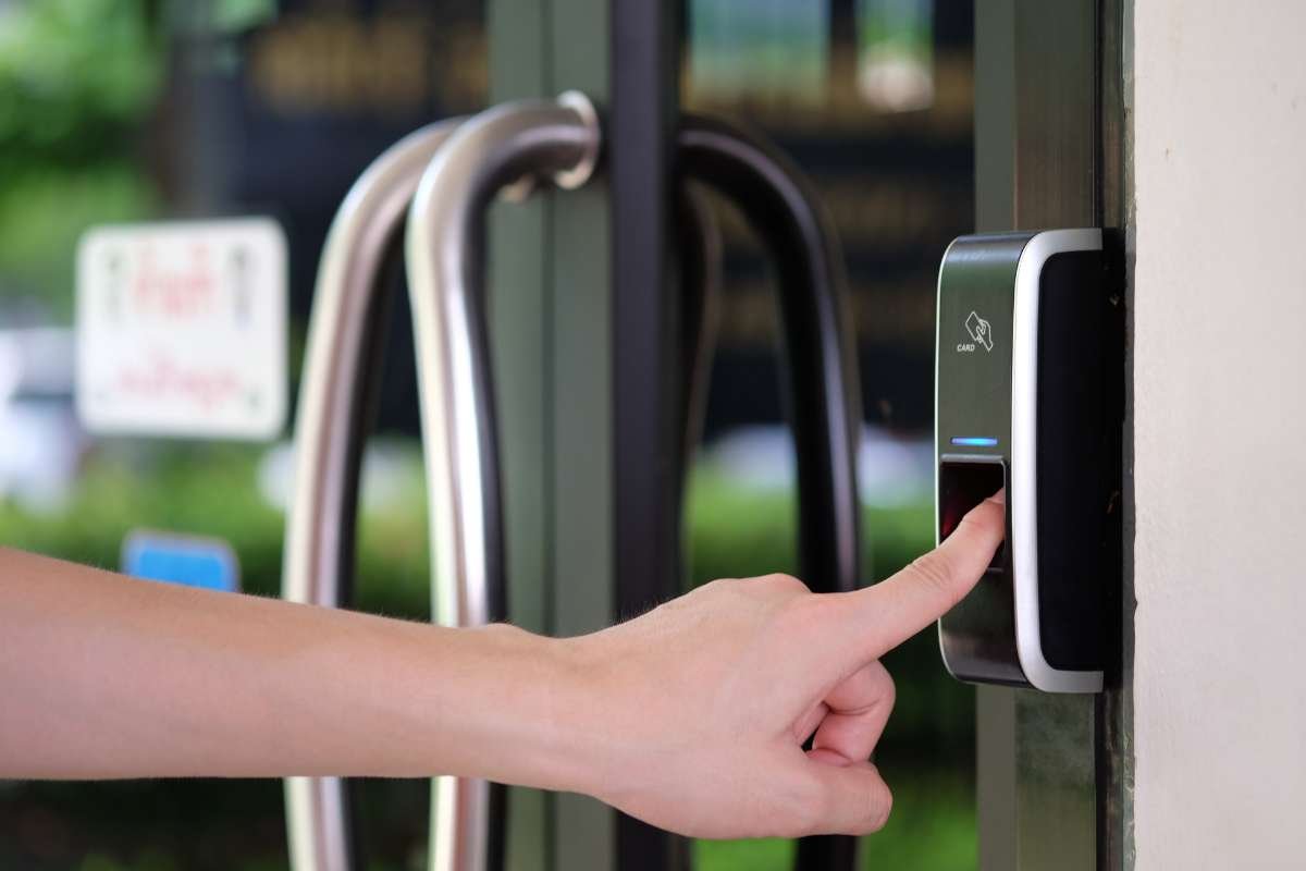 Why Biometric Attendance System is a Smart Investment? | The Enterprise World 