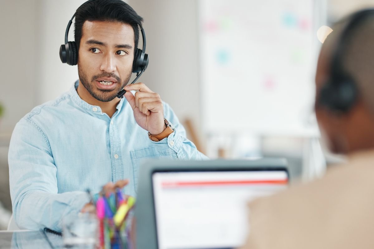 Call Center Outsourcing Trends: Pros and Cons | The Enterprise World