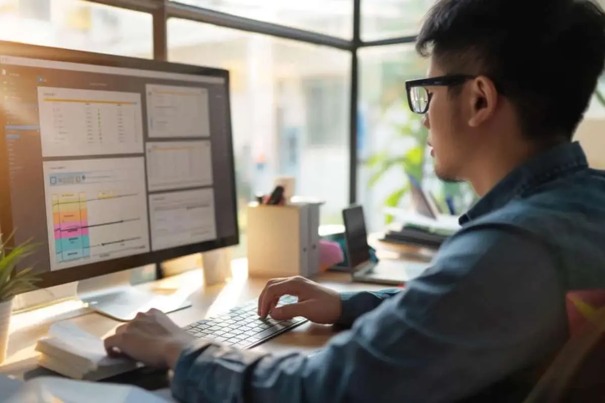 Online Business Ideas for Students: Turning Skills Into Income | The Enterprise World