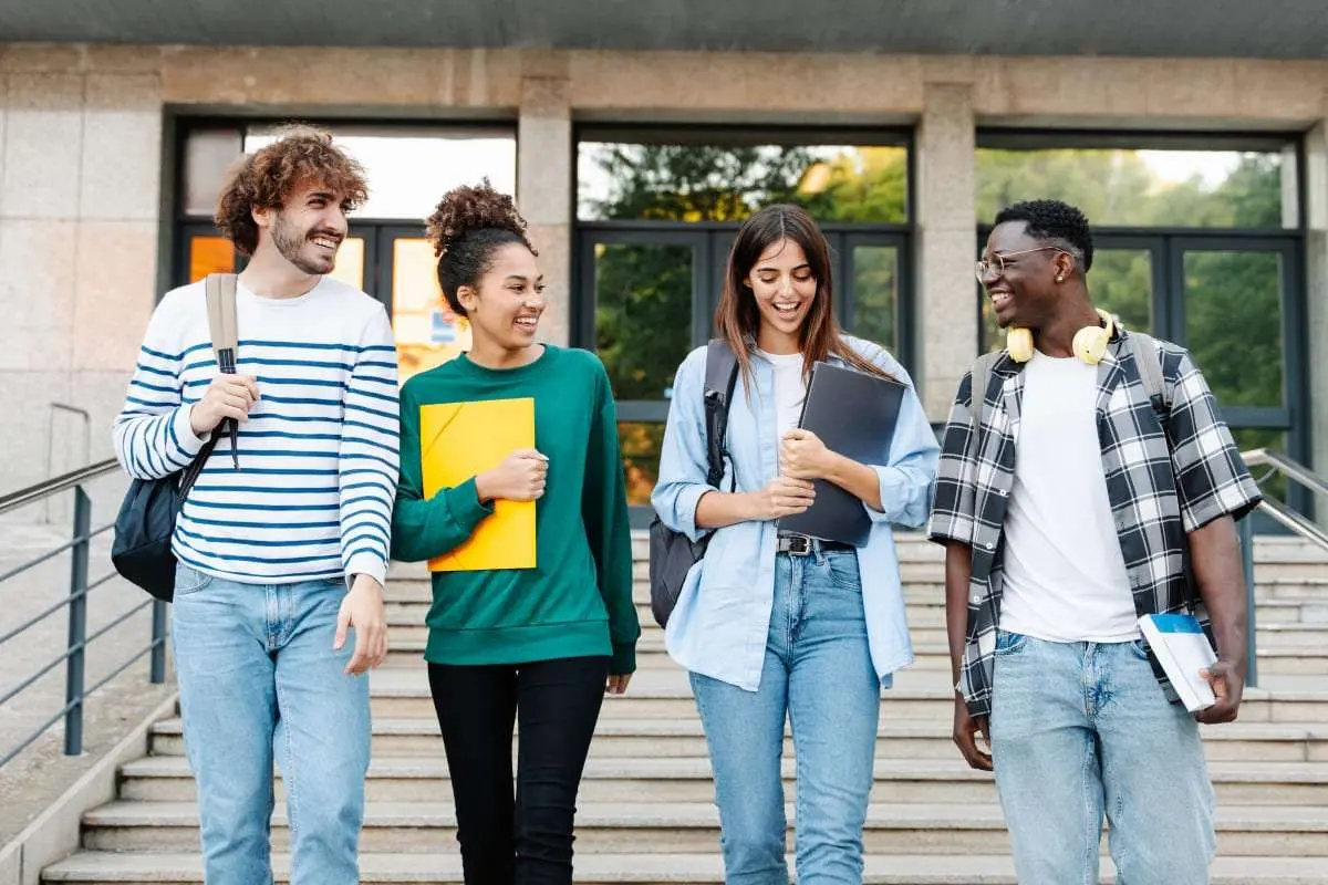 Online Business Ideas for Students: Turning Skills Into Income | The Enterprise World