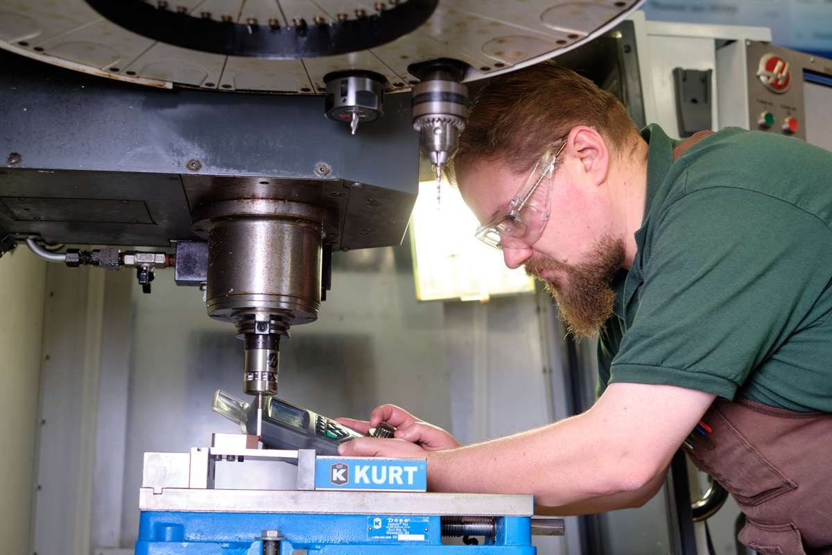 How To Choose The Right CNC Drilling Service For Your Needs? | The Enterprise World 