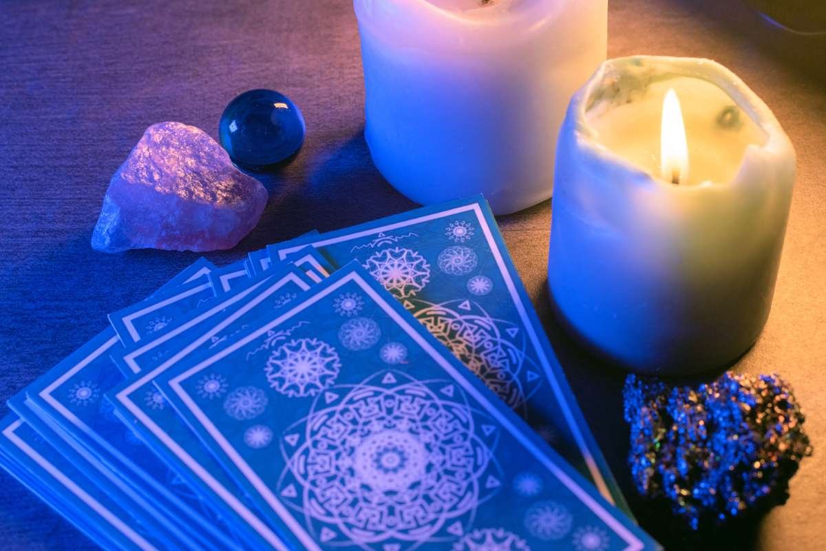 Benefits of Online Tarot: Clarity from Your Comfort Zone | The Enterprise World