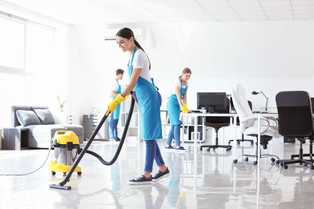 8 Must-Have Tools and Equipment for Commercial Cleaning Success | The Enterprise World 