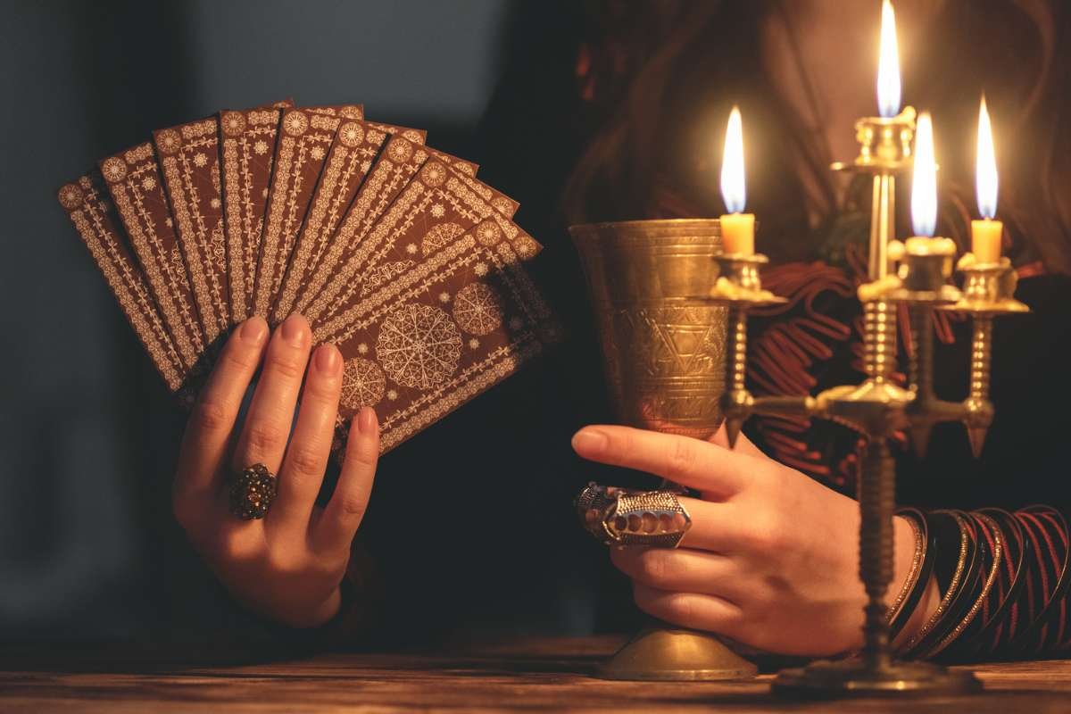 How Tarot Reading Works? | The Enterprise World