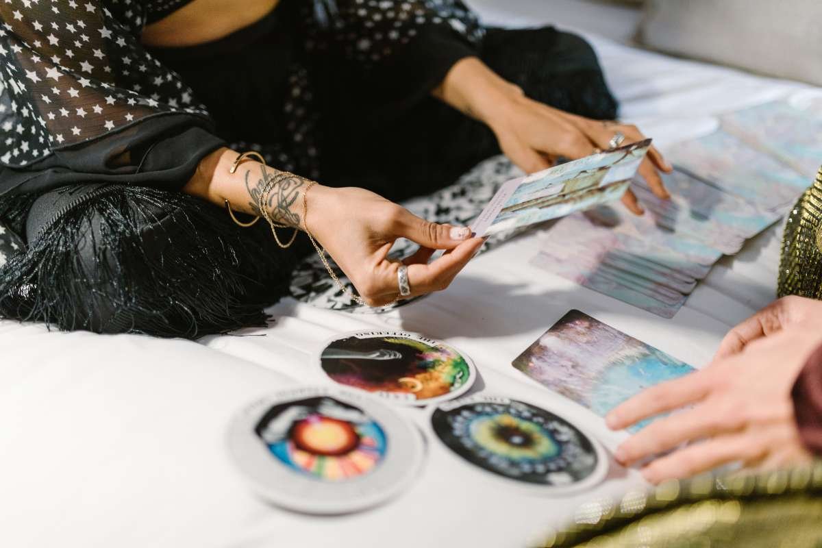 How Tarot Reading Works? | The Enterprise World