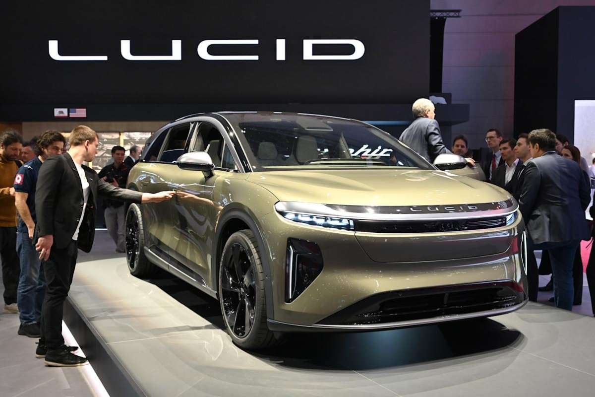 Lucid Motors Sees Stock Surge Following Strong Q4 Results and Leadership Transition