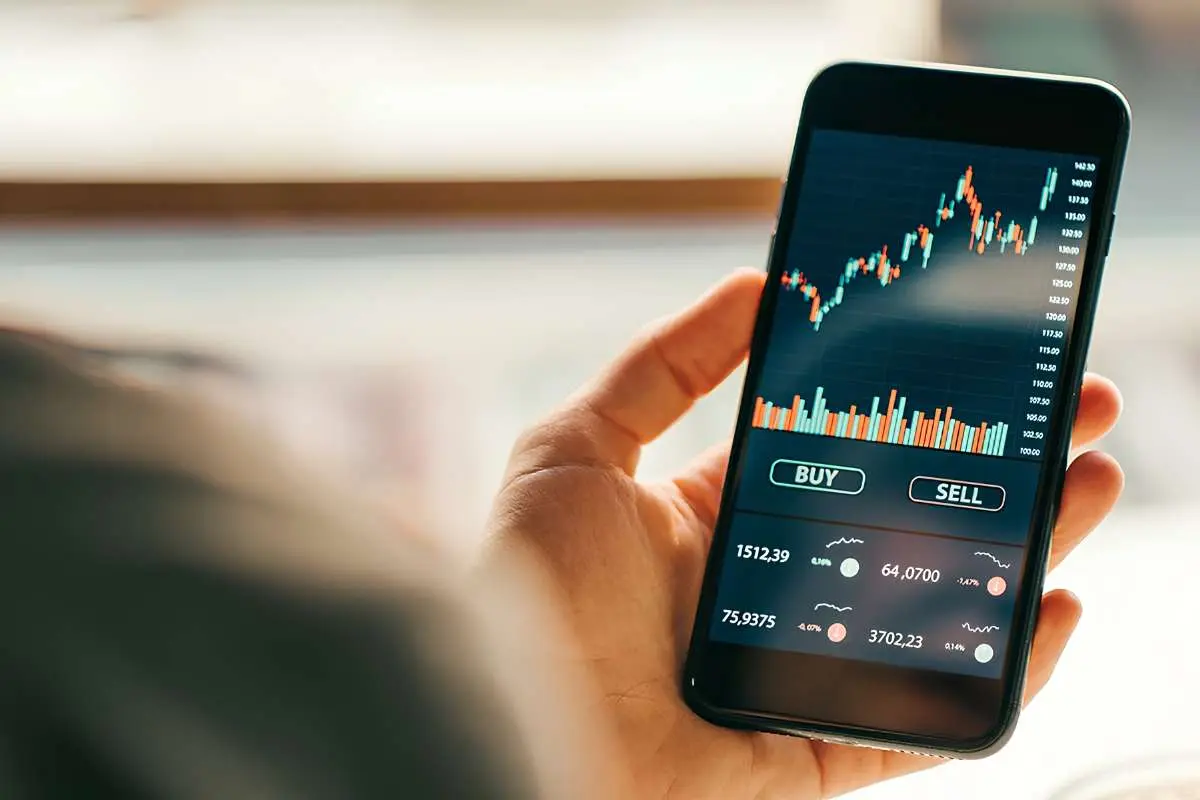 15 Tips and Financial Advice for Students for Better Money Habits | The Enterprise World