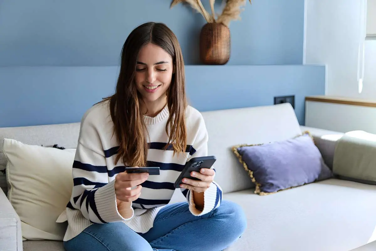 15 Tips and Financial Advice for Students for Better Money Habits | The Enterprise World