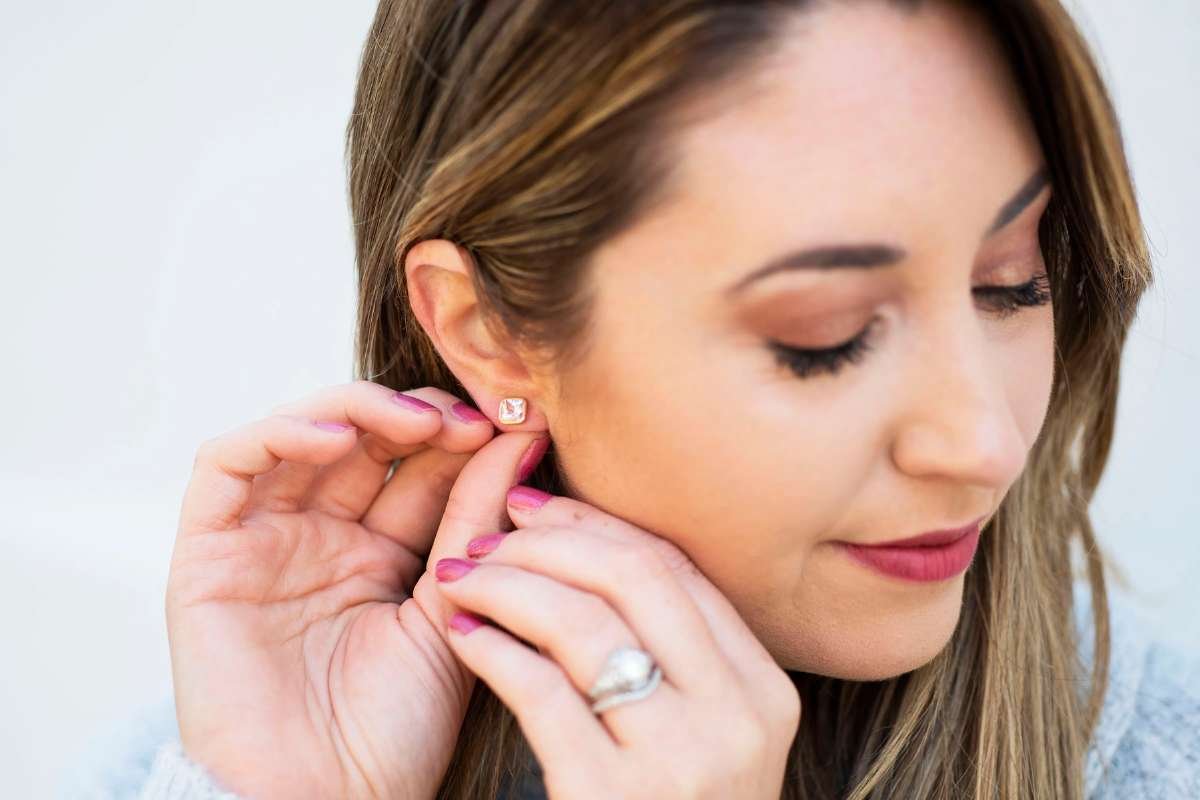 Understanding Different Types of Earrings and Removal Methods | The Enterprise World