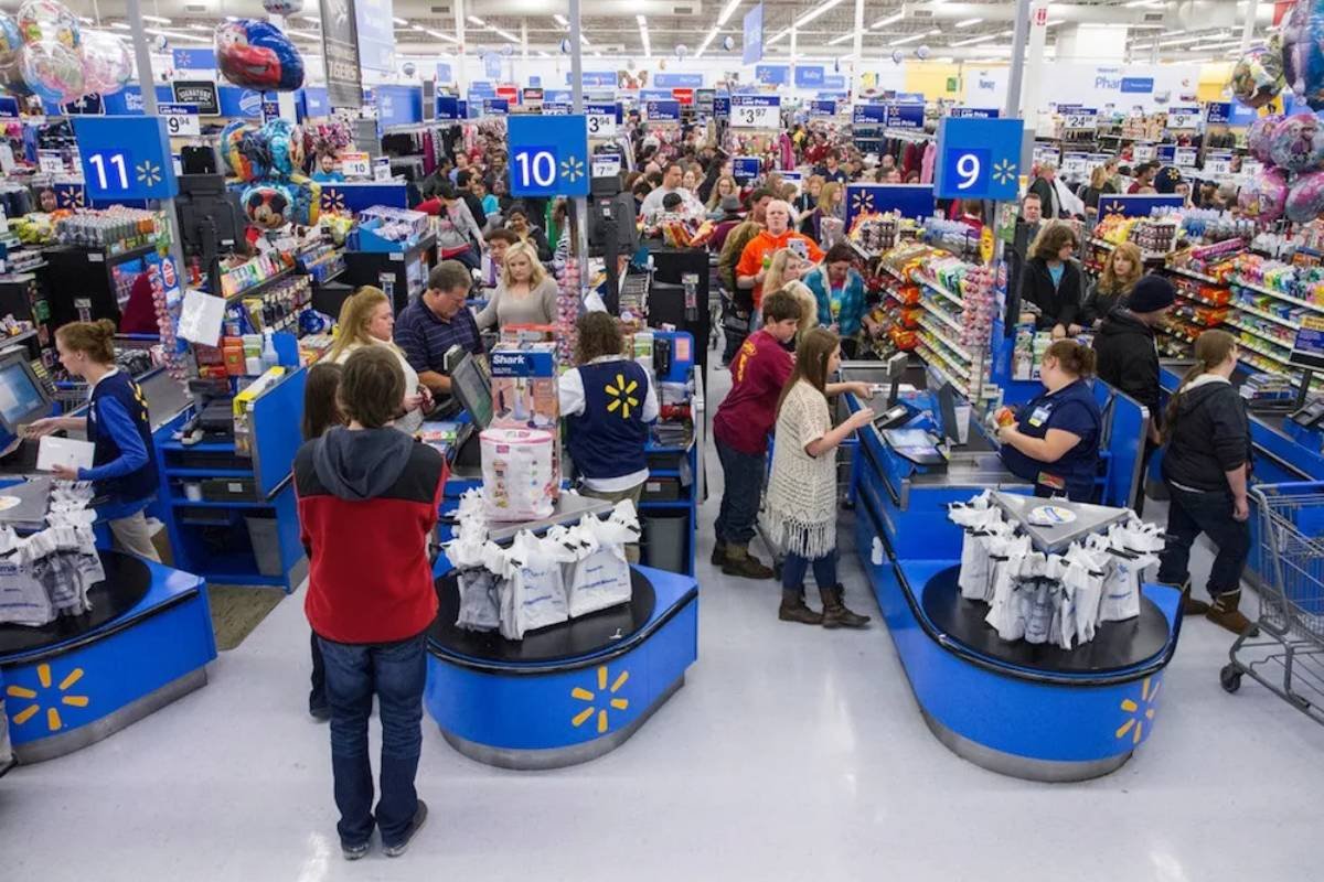 Walmart’s Growing Appeal Among Wealthier Shoppers