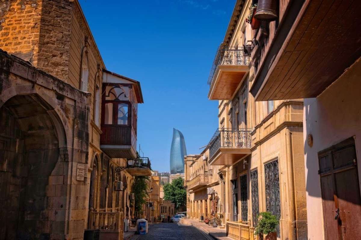 Business Trip to Azerbaijan: Key Tips for Indian Citizens | The Enterprise World