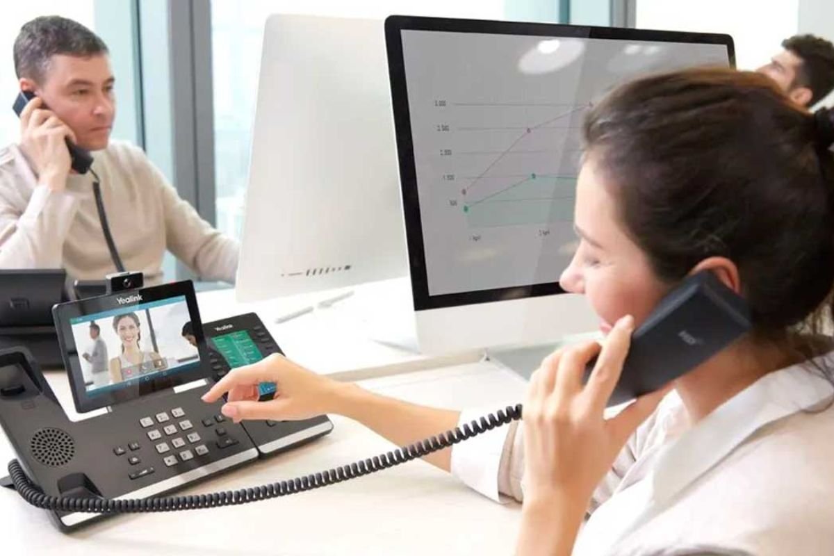 VOIP Phone Software for Businesses: Features & Benefits 2025 | The Enterprise World