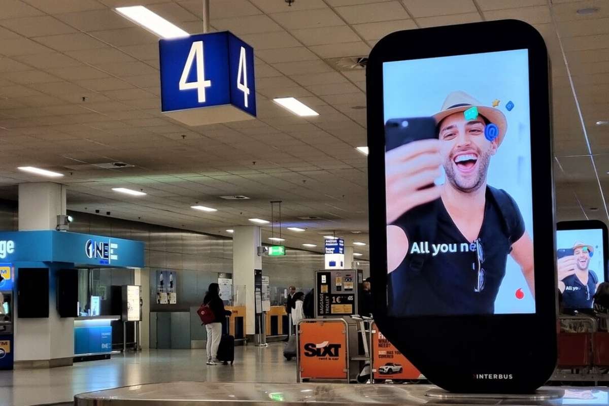 14 Powerful Benefits of Airport Advertising for Brands | The Enterprise World 