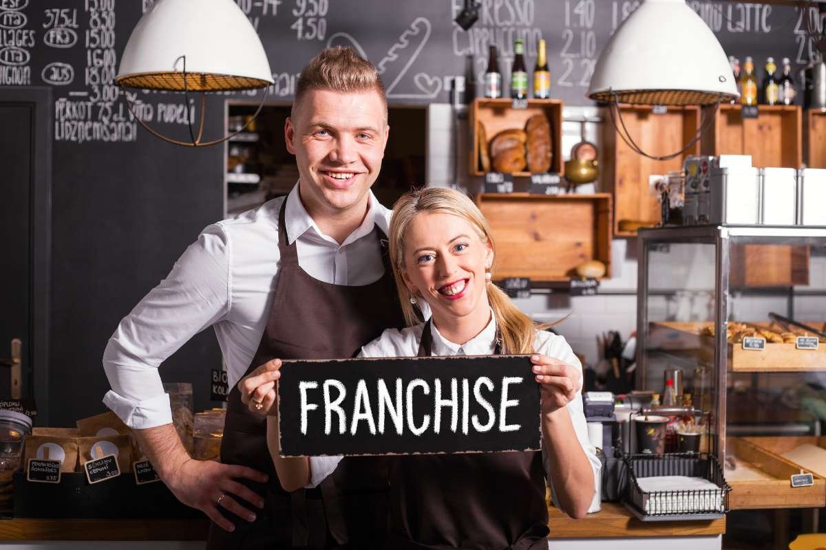 7 Best Franchises to Own for Beginners in 2025 | The Enterprise World 
