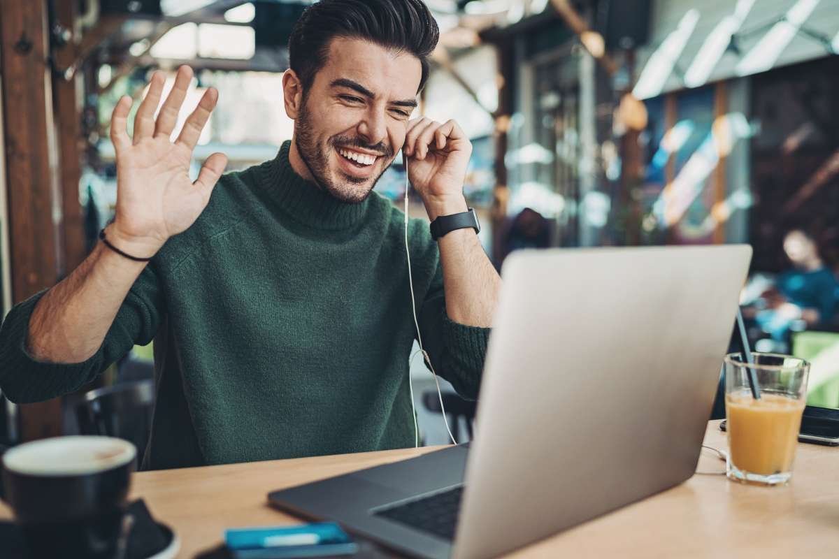 How To Build Online Confidence: 8 Actionable Tips by Valentime | The Enterprise World