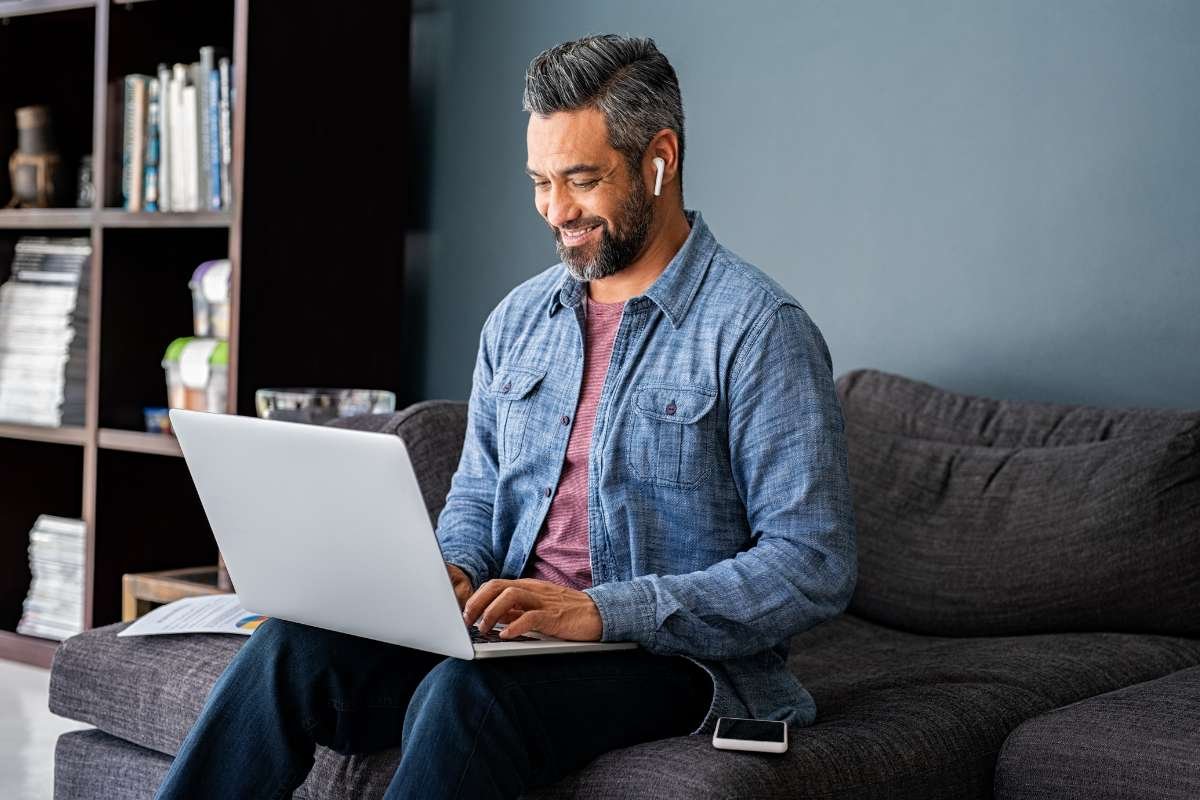 How To Build Online Confidence: 8 Actionable Tips by Valentime | The Enterprise World