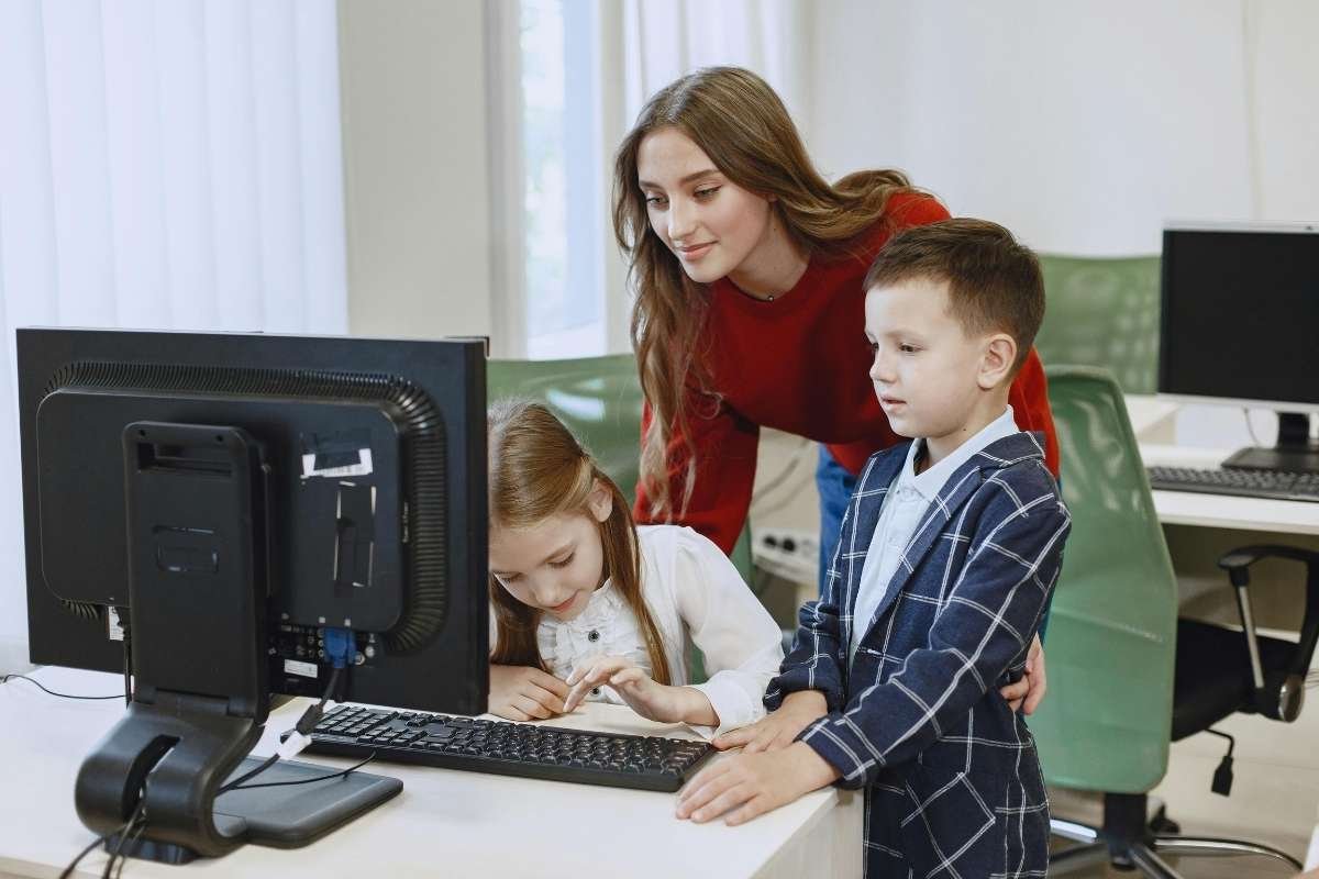 Gen Alpha in the Workplace- Impact & Challenges | The Enterprise World 