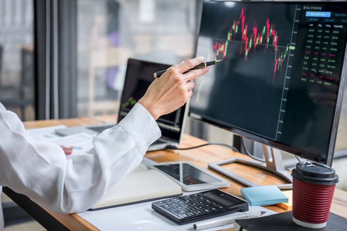 Is Stock Analysis Dead? The Efficient Market Hypothesis | The Enterprise World