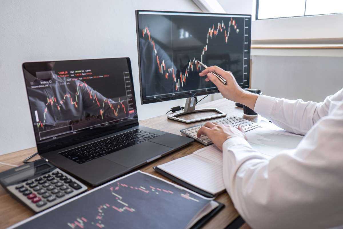 Demo vs Live Forex Trading Account: Key Differences | The Enterprise World