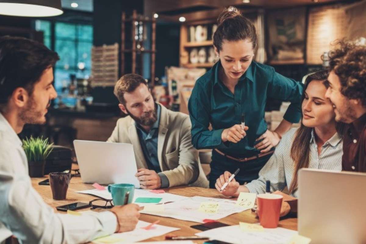 4 Objectives for Choosing Right Linkedin Post Generator | The Enterprise World 