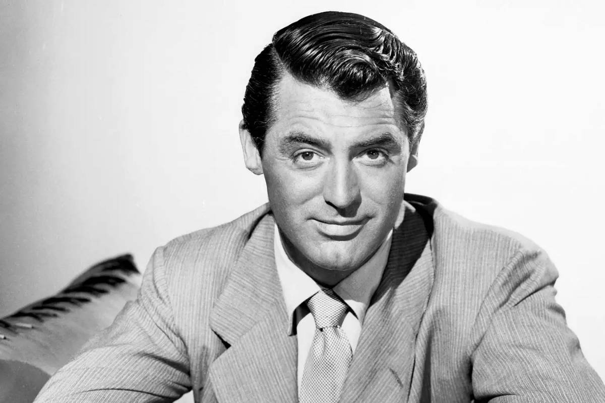 Cary Grant | 53 Hottest Men of All Time You’ll Never Stop Crushing On | The Enterprise World