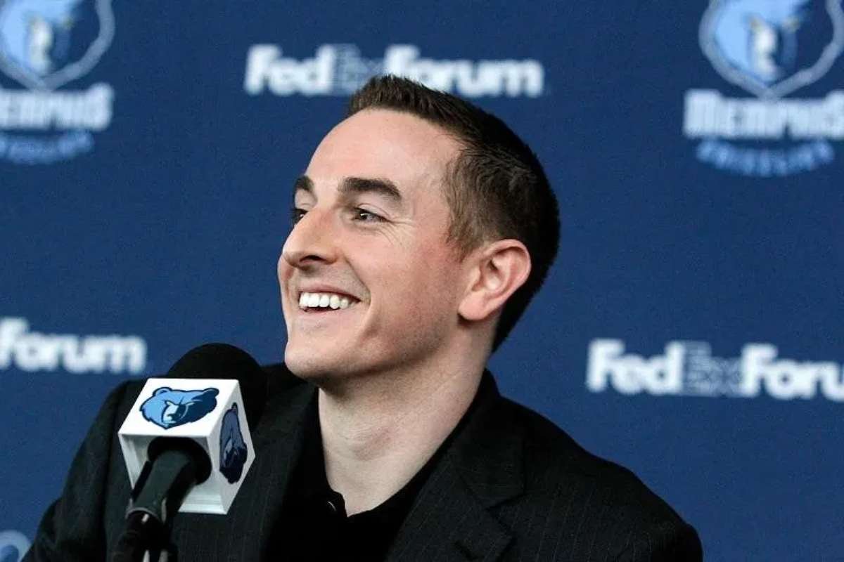15 World’s Richest Sports Team Owners in 2025 | The Enterprise World