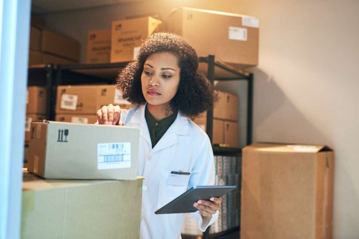 Medical Courier Services Can Streamline Your Clinic or Lab | The Enterprise World 