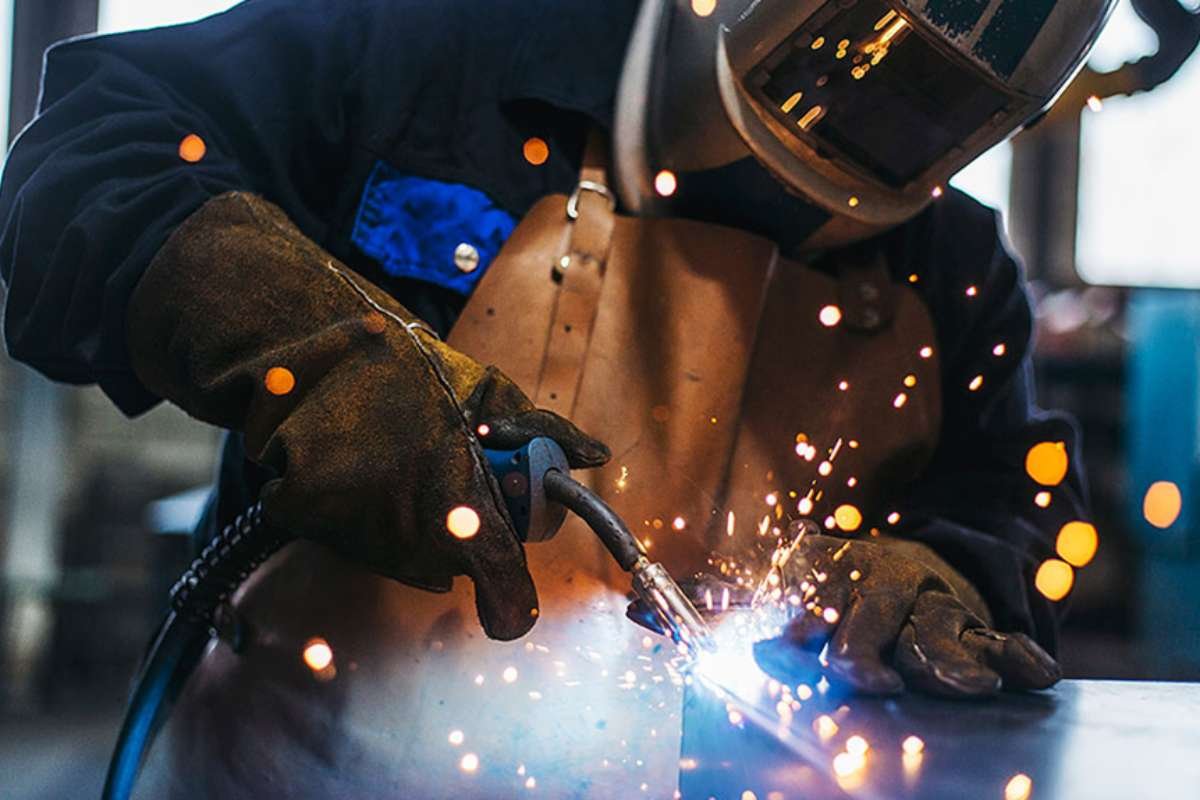 Welding Safety Gear Checklist: What You Should Never Skip