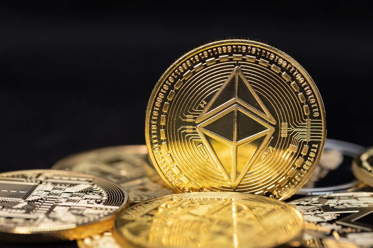 How to Accept Crypto Payments in 2025? | The Enterprise World 