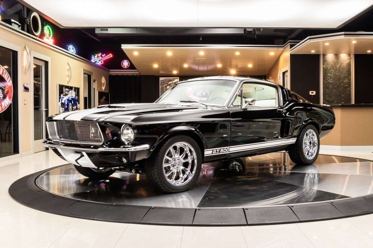 Classic Car Interior Restoration: Dash & Seat Reupholstering Guide | The Enterprise World