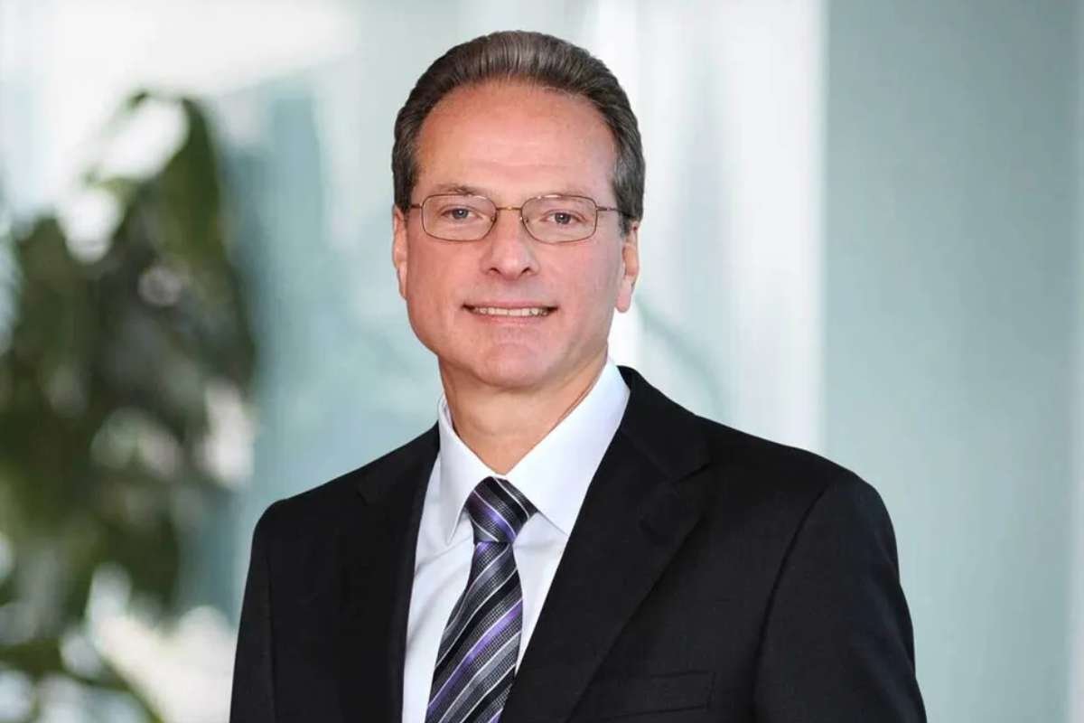15 World’s Richest Sports Team Owners in 2025 | The Enterprise World