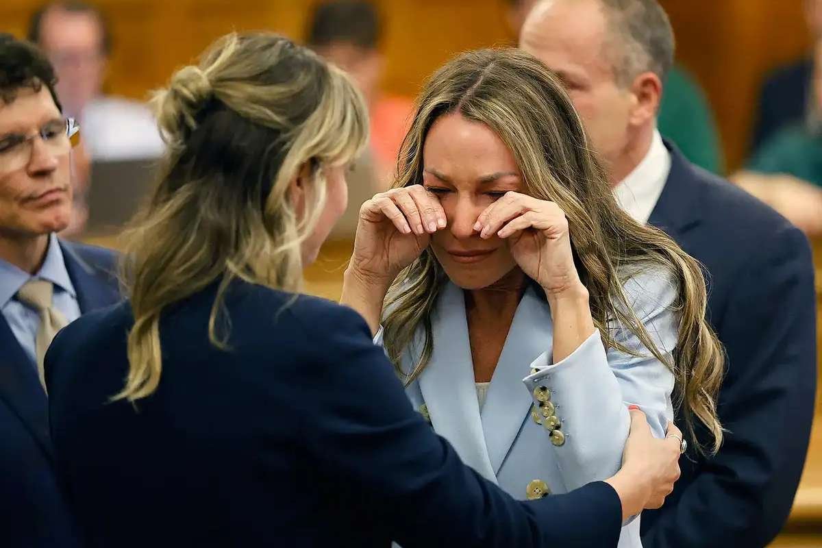 Karen Read Acquitted of Murder in Boston Officer’s Death; Convicted Only of Drunk Driving