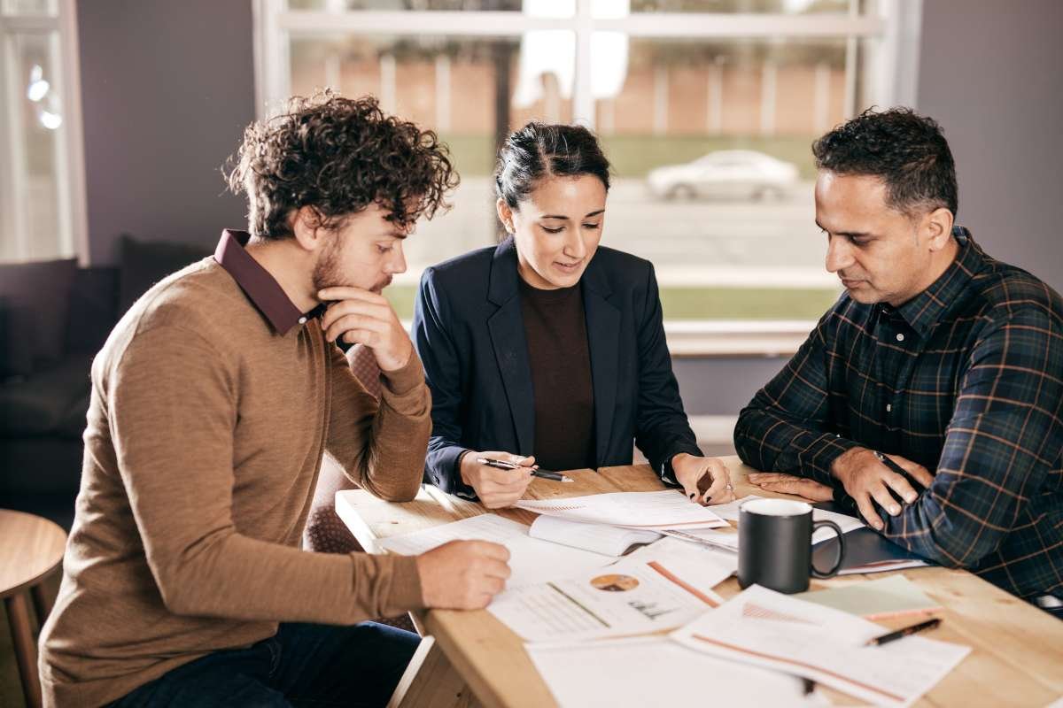 The Smart Way To Work With a Business Financial Advisor | The Enterprise World
