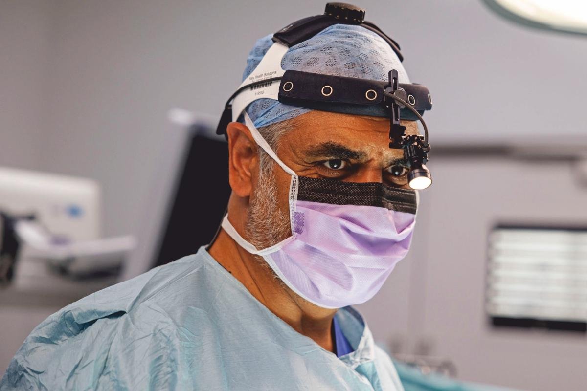 Inderpaul Birdi-A Pioneer in Keyhole Heart Surgery Changing Lives | The Enterprise World 