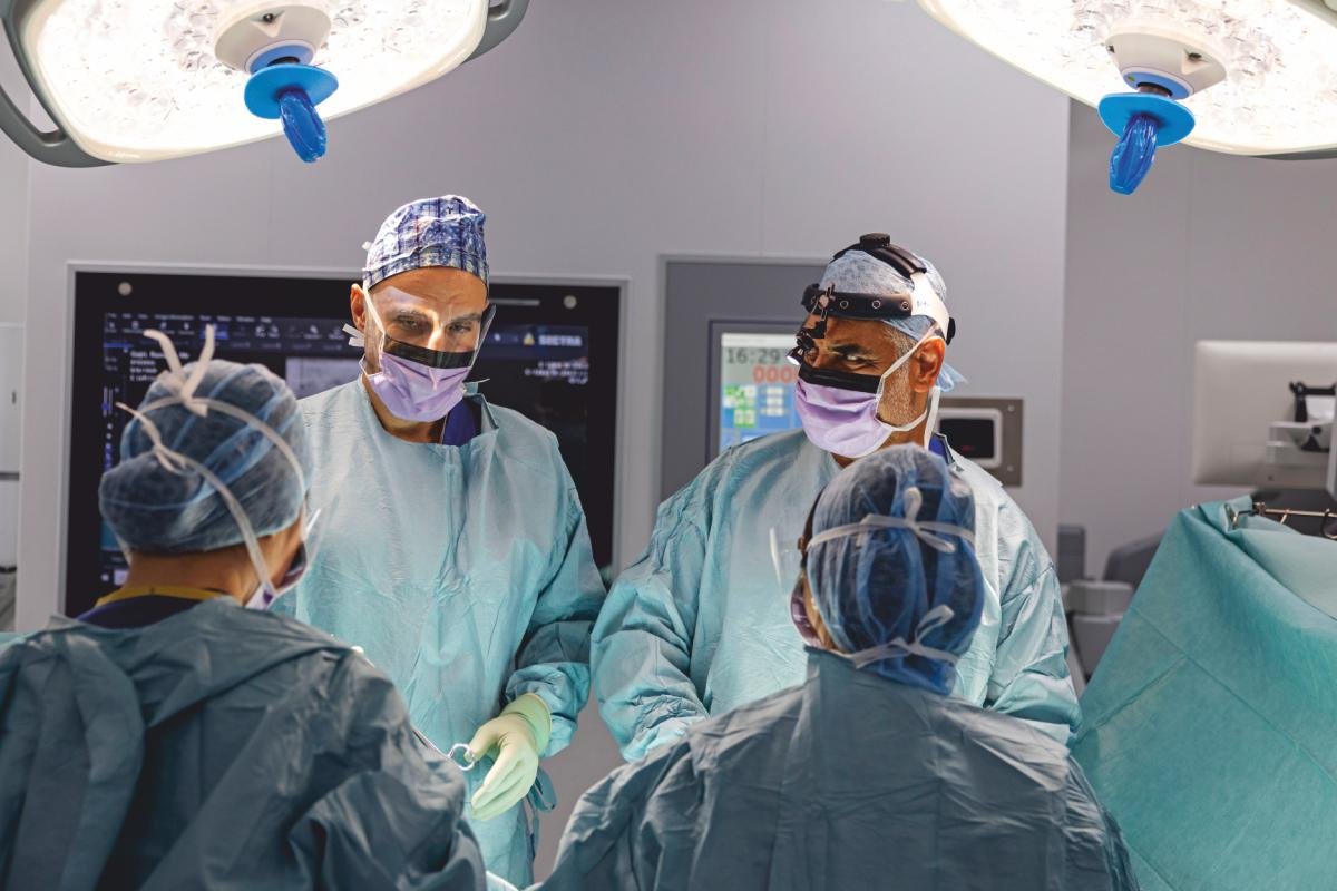 Inderpaul Birdi-A Pioneer in Keyhole Heart Surgery Changing Lives | The Enterprise World 