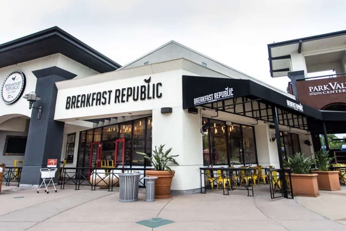 Top 50 Fastest-Growing Food Franchise in 2025 | The Enterprise World