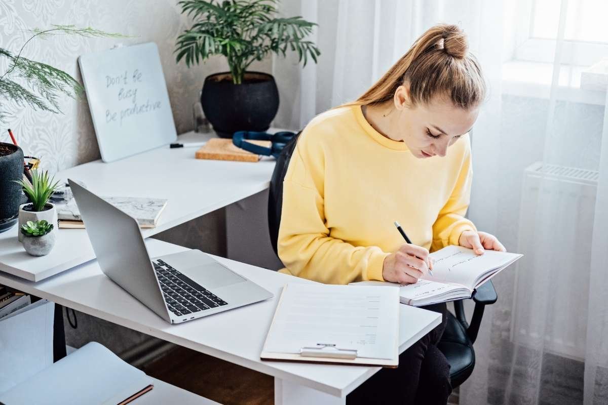 Strategies for Managing Generationally Diverse Workplace | The Enterprise World 