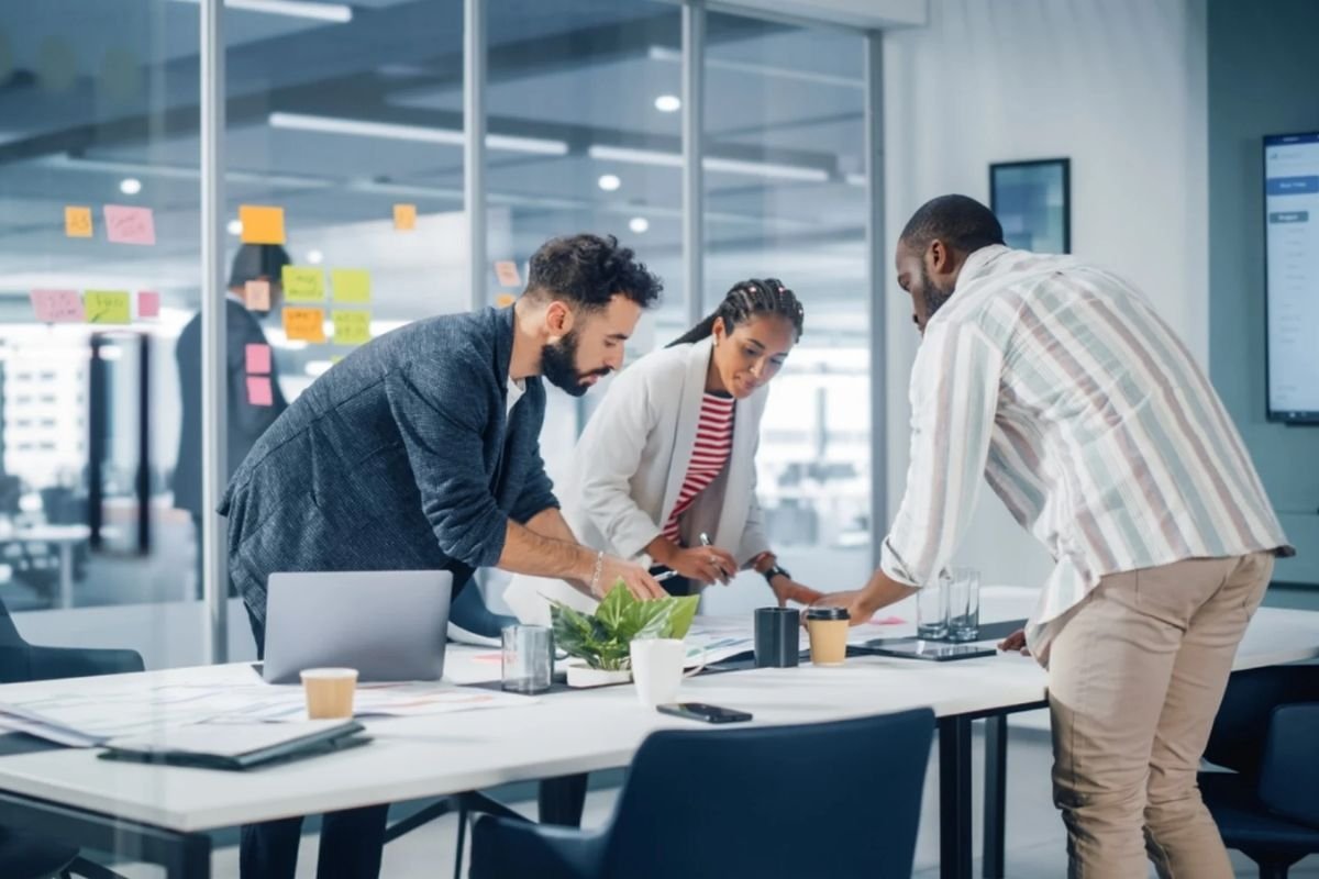 Step-by-step Strategy for Managing Disruptive Employees | The Enterprise World 