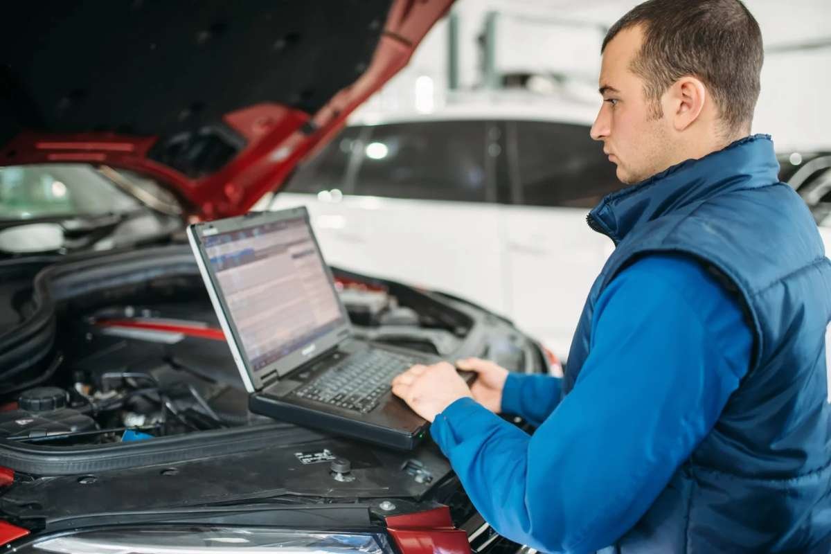 Advantages of Choosing Local MOT Testing for UK Drivers
