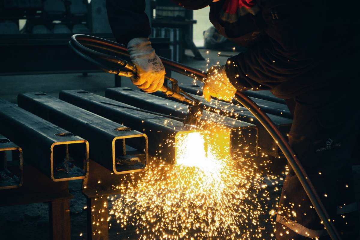 Smart Welding Technology-Benefits, Challenges & Future Outlook | The Enterprise World 