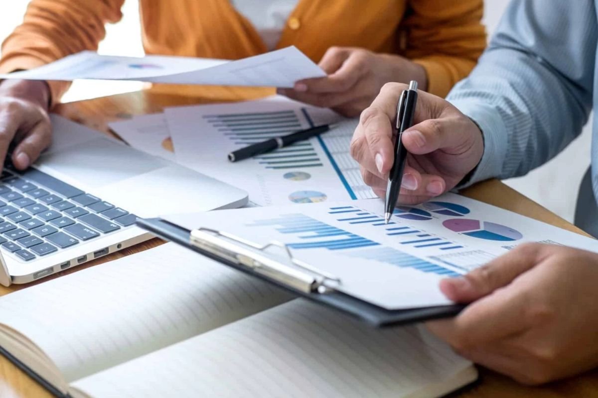 Smart Moves: Managing Online Trading Risks Globally | The Enterprise World