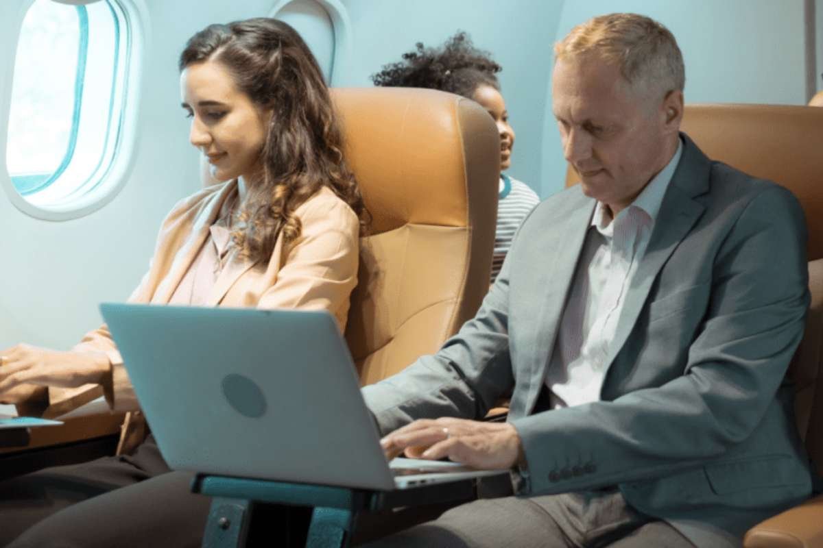 How to Live Comfortably During Business Travel?