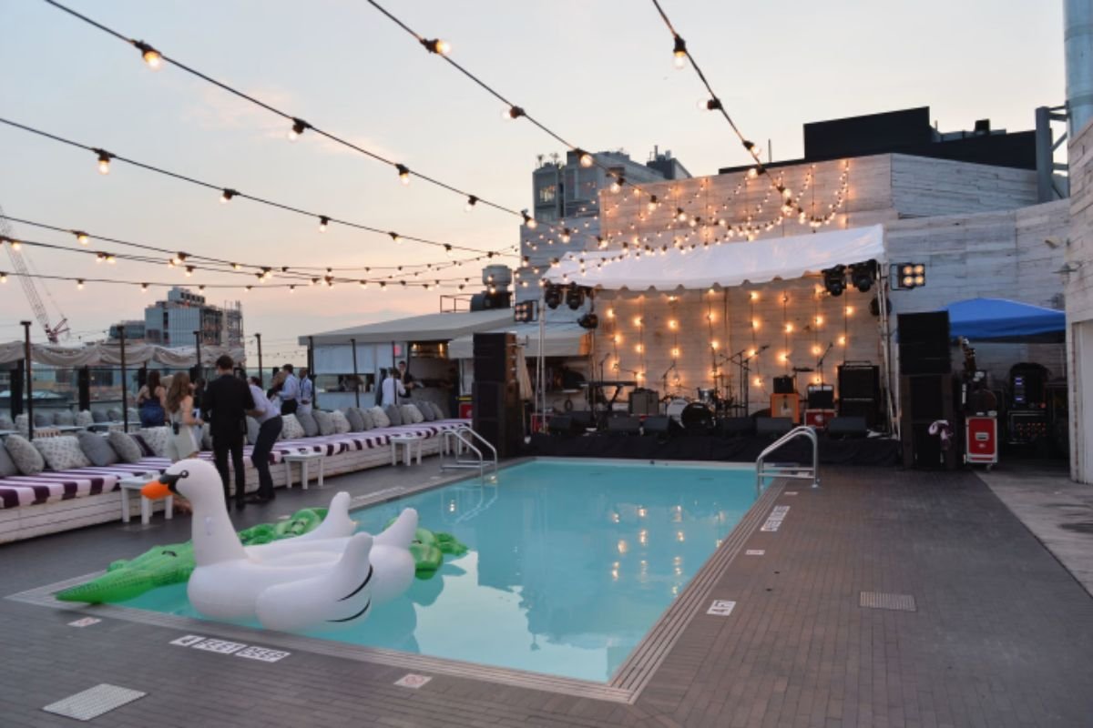 Soho House Buyout Signals Private Equity’s Bet on Hybrid Luxury | The enterprise World
