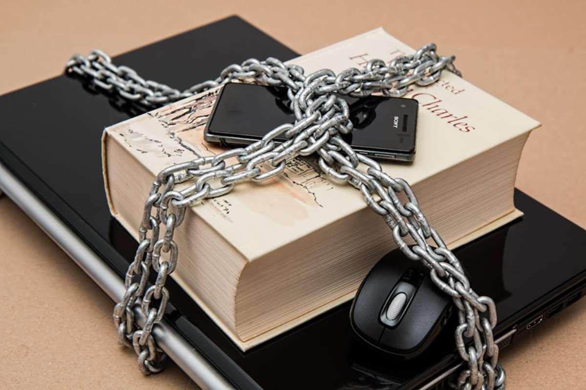 Four Signs Your Business Security Needs Upgrades