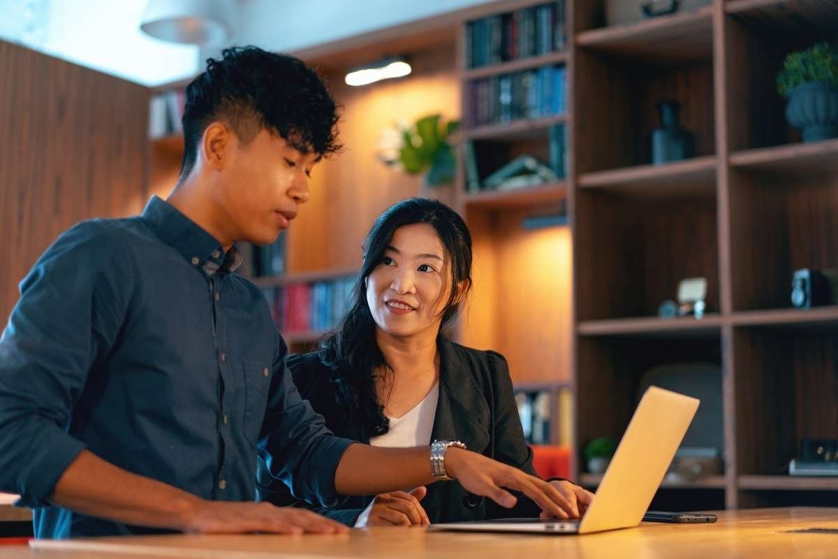 Importance of Business Mentors for Young Entrepreneurs in 2025 | The Enterprise World 