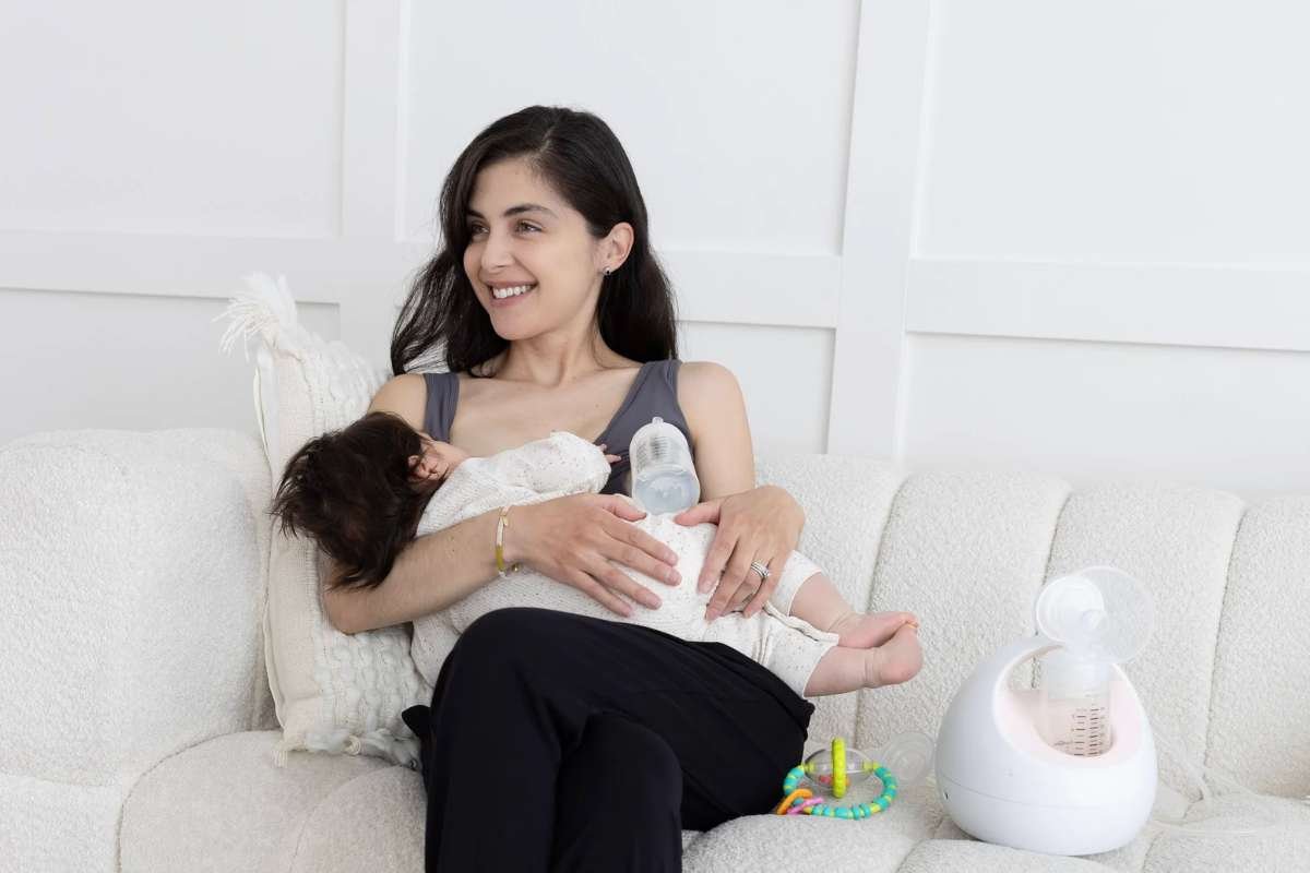 Why Every Mom on the Move Needs a Pumping Breastfeeding Bra? | The Enterprise World