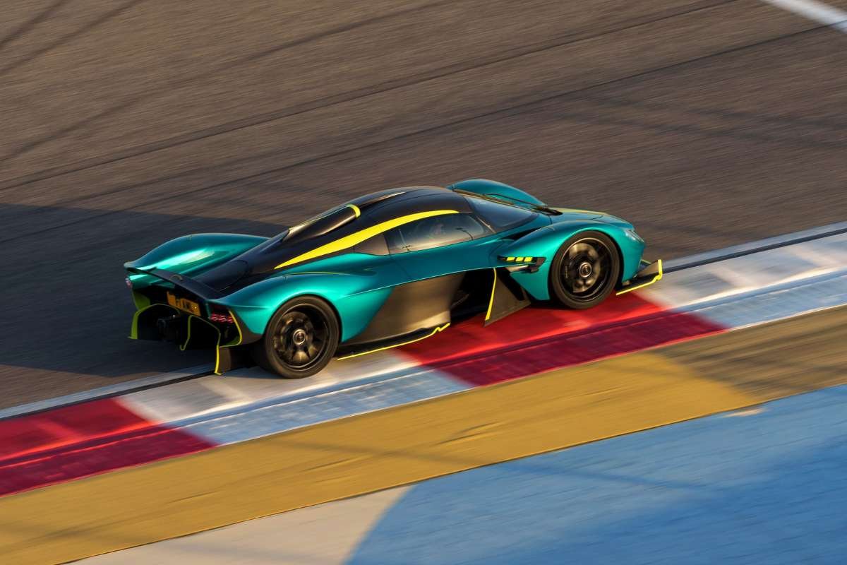 Top 25 Fastest Cars in the World in 2025 | The Enterprise World 