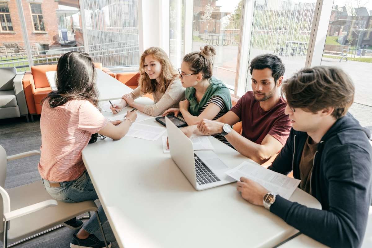 How to Set Up a New Employee Wellness Program?