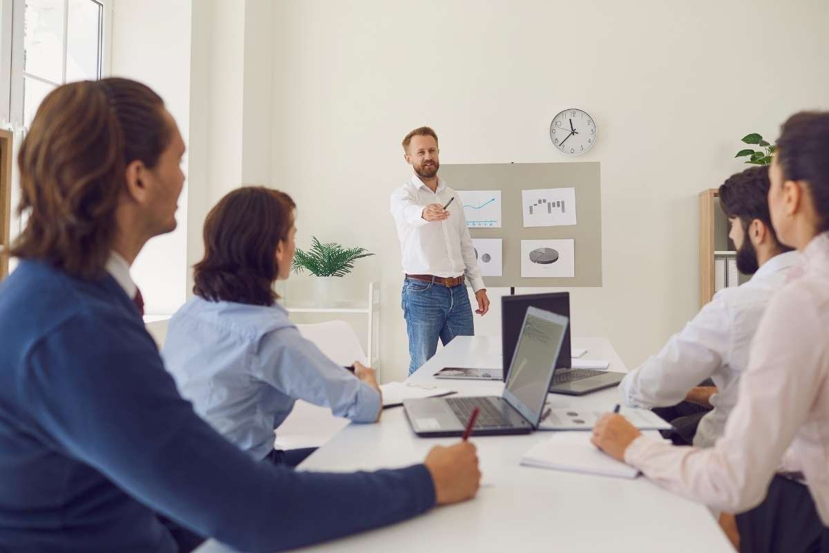8 Strategies to Develop Emotional Intelligence in the Workplace | The Enterprise World 